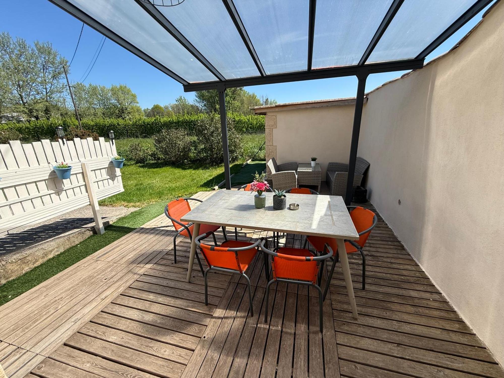 Au Calme, Confortable Avec Terrasse Le Pouzin Luaran gambar
